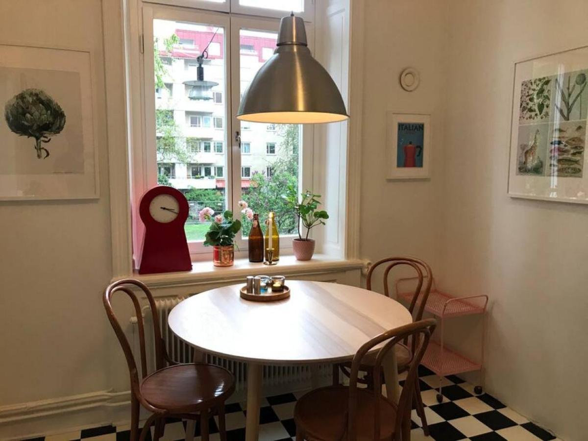 Artistic And Light 2 Room Apartment In Sofo 65Sqm Stockholm Ngoại thất bức ảnh